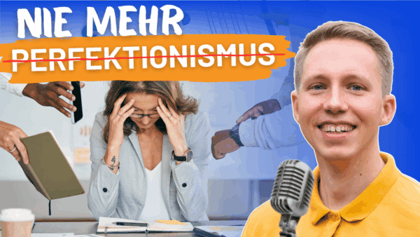 Gestresste Geschäftsfrau, überfordert von der Arbeit, Titel „Nie mehr Perfektionismus“ überlagert. Konzeptbild für Resilienz und Überwindung von Perfektionismus.